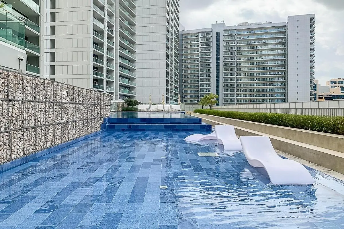 Frank Porter - Reva Residences Dubai United Arab Emirates